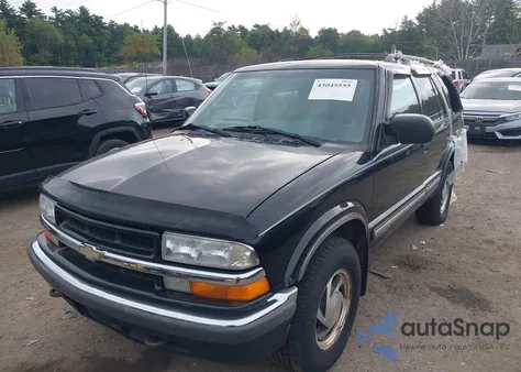 2001 Chevrolet Blazer Lt из США, поврежденный, VIN 1GNDT13W512162458